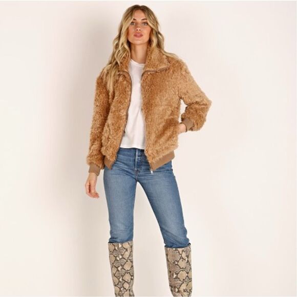 BB Dakota Jackets & Blazers - BB Dakota Teddy or Not Zip up Jacket. Camel. Size Medium